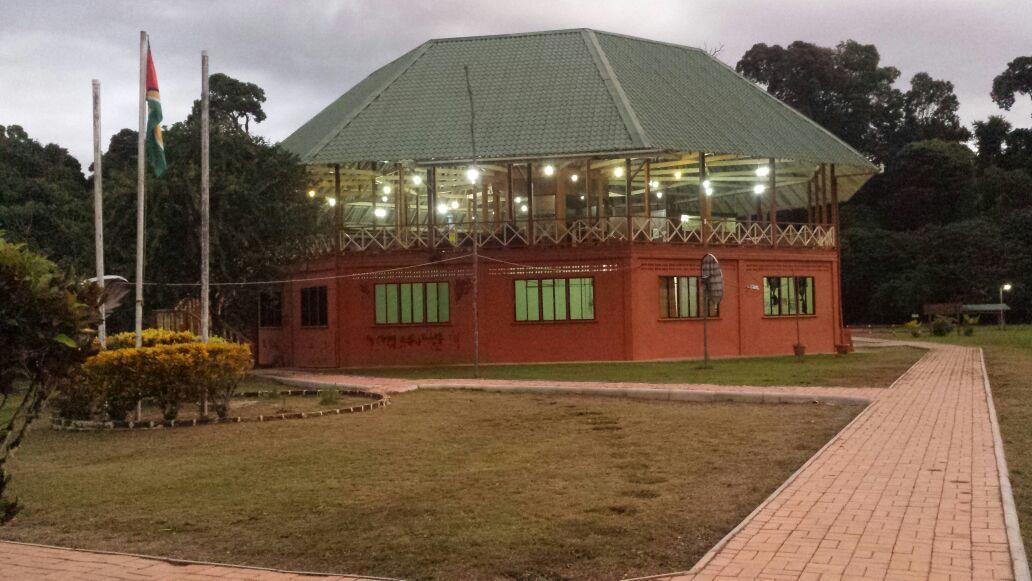 Iwokrama River Lodge Makari Luaran gambar